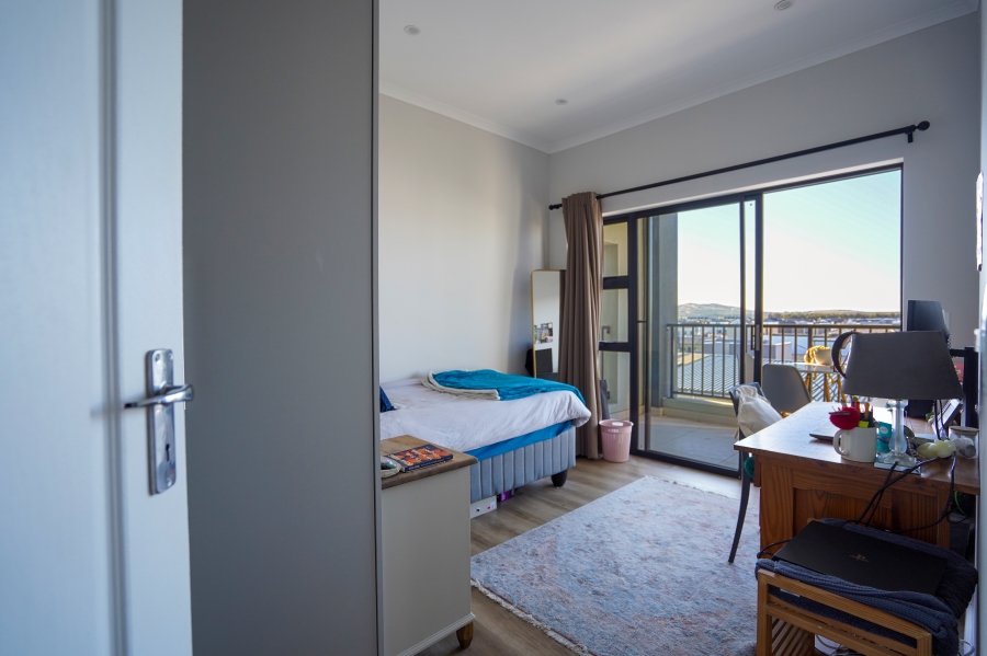 To Let 3 Bedroom Property for Rent in Sandown Western Cape